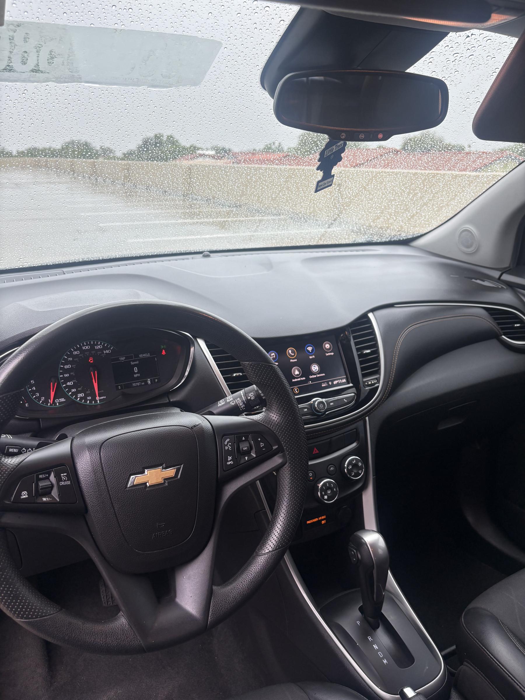 2021 Chevrolet Trax 1LT — photo 10