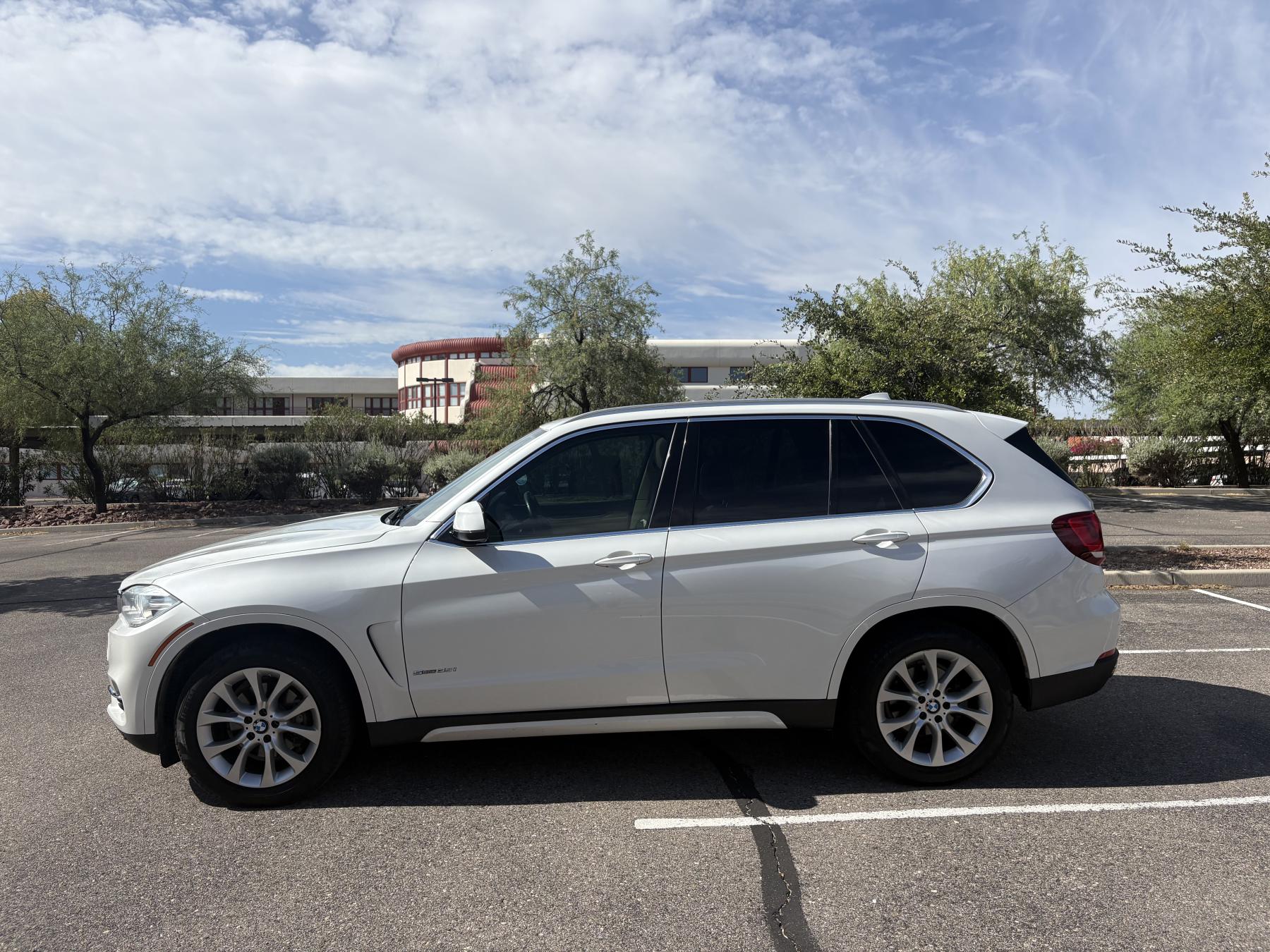 2014 BMW X5 sDrive35i — photo 3